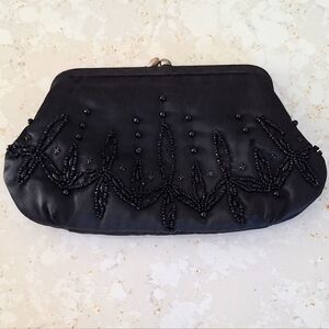 Vintage 1950s (?) Magids Black Beaded Clutch